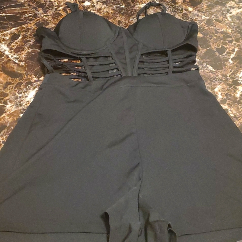 Charlotte Russe Short Romper set Size Large